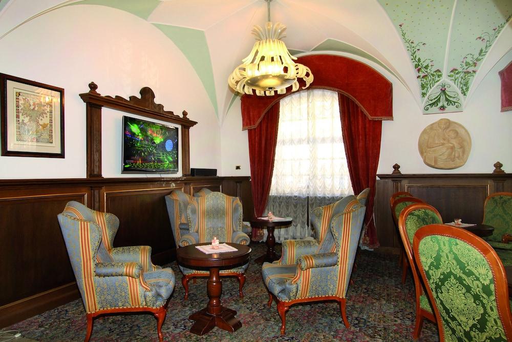 Hotel Dolomiti Schloss 까나제이 외부 사진