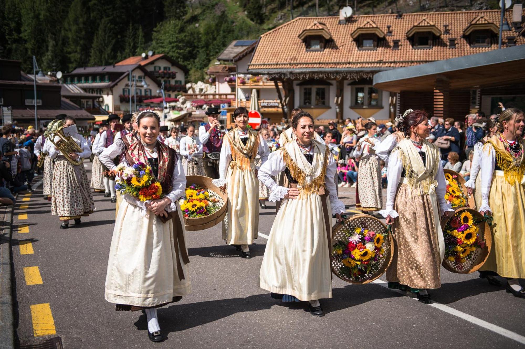 Hotel Dolomiti Schloss 까나제이 외부 사진